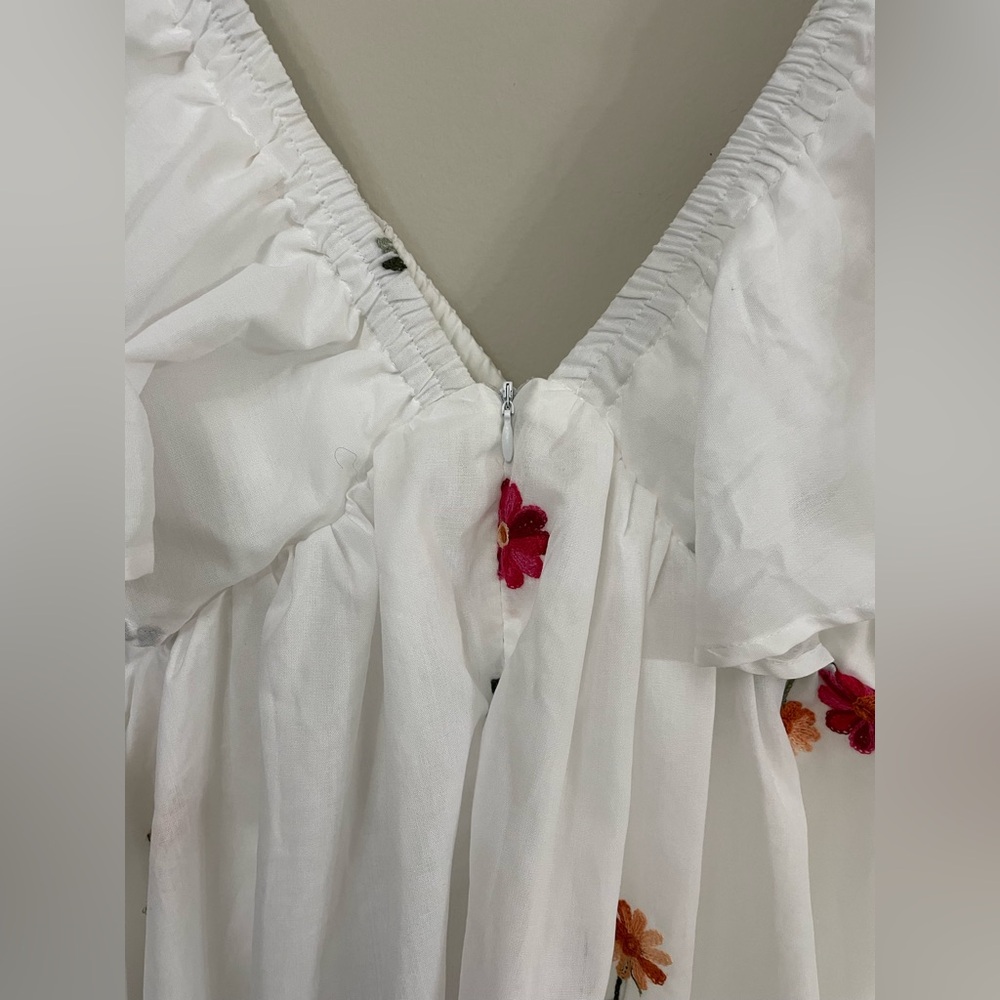 Lulus  White Embroidered Flutter Sleeve Mini Dress NWT Size M Medium - Picture 5 of 8
